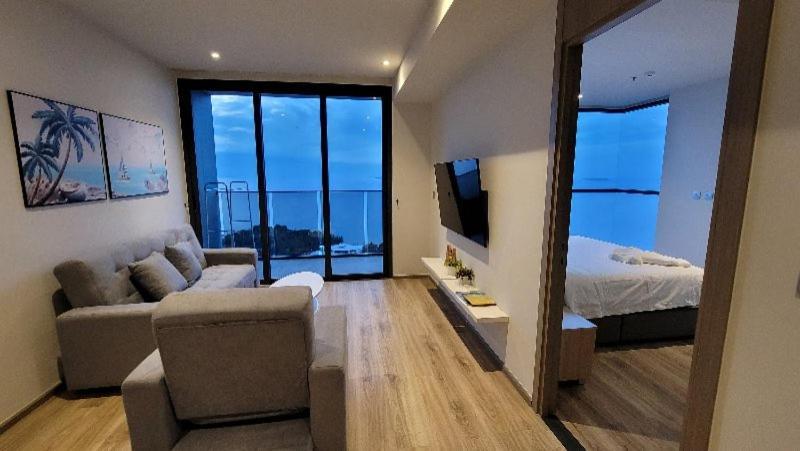 Andromeda Condo By Feng Паттая Номер фото